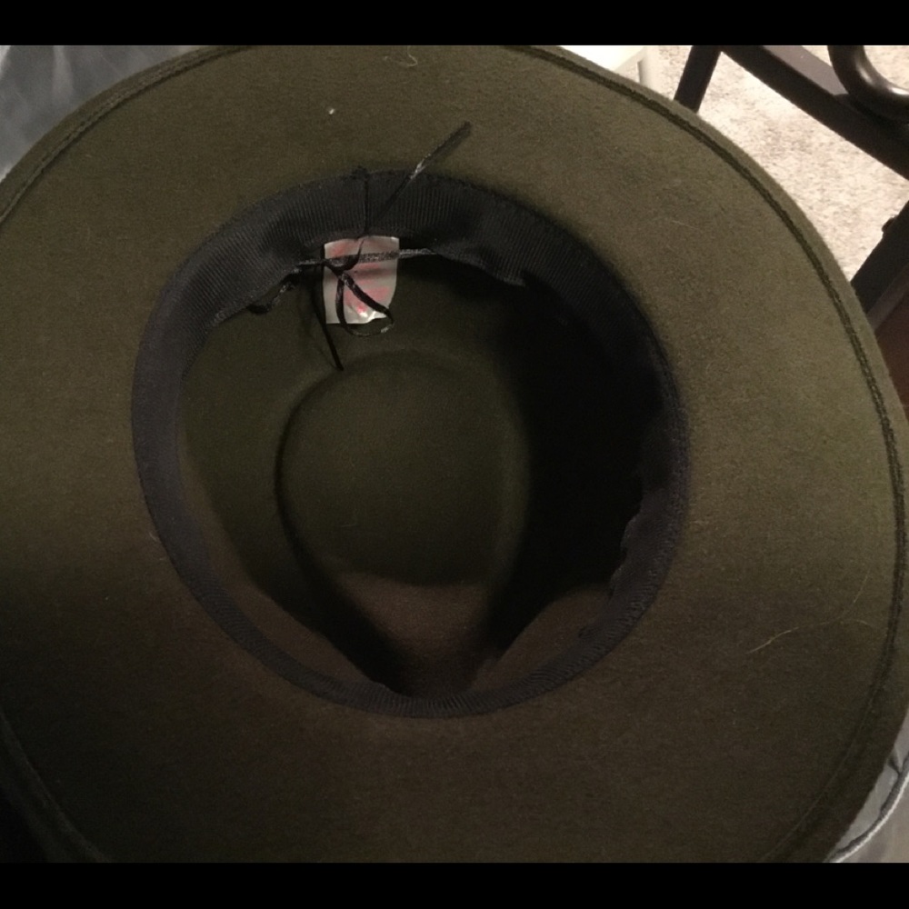 No Boundaries Fedora Green Adjustable Hat - Picture 9 of 15